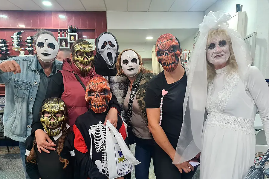 Noche de pesadillas en el Mixto con la fiesta de 'Halloween'