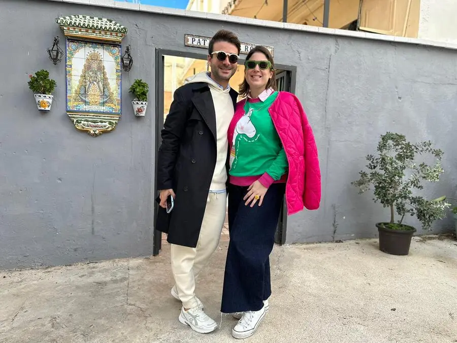 Tapeo solidario en El Roc&iacute;o / Mohamed Ettuoileb
