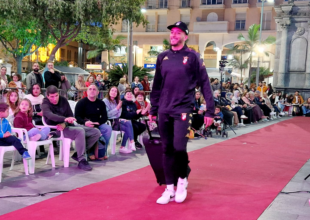 Desfile 'casual' en la Semana del Comercio  (5)