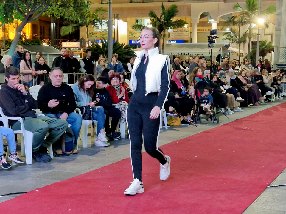 Desfile 'casual' en la Semana del Comercio (3)