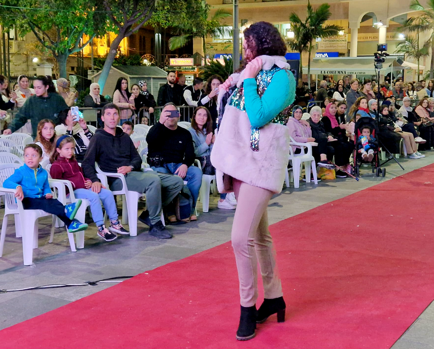 Desfile 'casual' en la Semana del Comercio (2)