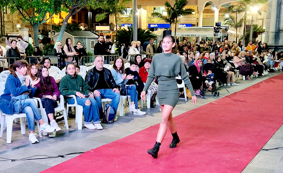 Desfile 'casual' en la Semana del Comercio (9)