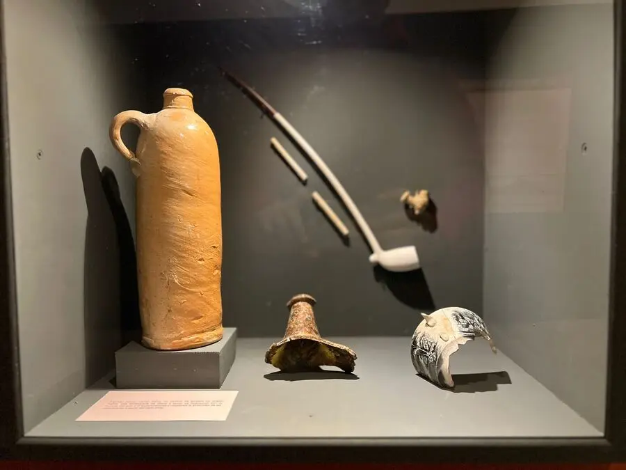 Exposici&oacute;n Arqueol&oacute;gica en el Museo del Revell&iacute;n / Daniel Hern&aacute;ndez
