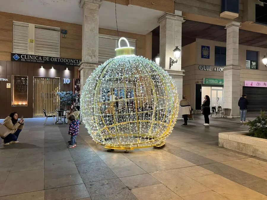 Inauguraci&oacute;n del alumbrado ornamental de Navidad / Daniel Hern&aacute;ndez