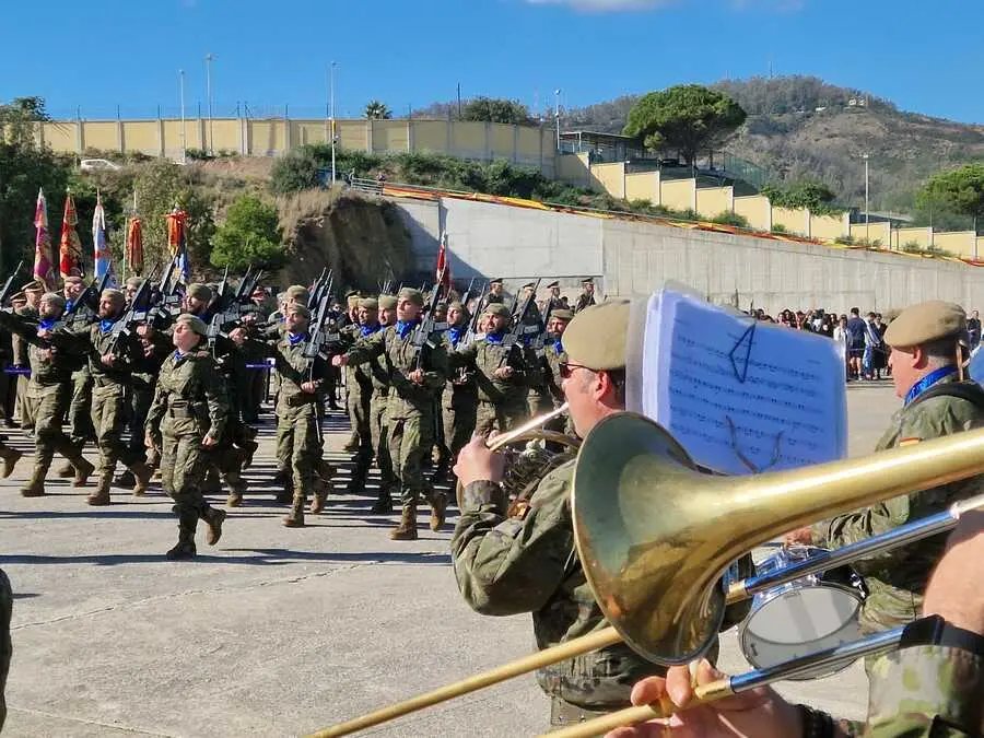 Celebraci&oacute;n del XXVI aniversario del Batall&oacute;n de Cuartel General / COMGECEU