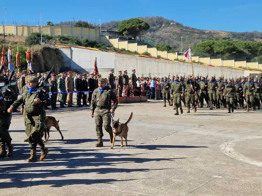Celebraci&oacute;n del XXVI aniversario del Batall&oacute;n de Cuartel General / COMGECEU