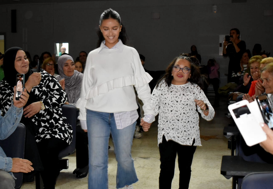 _Espectacular fiesta de la moda de la mano de 'Plena Inclusi&oacute;n Ceuta' (22)