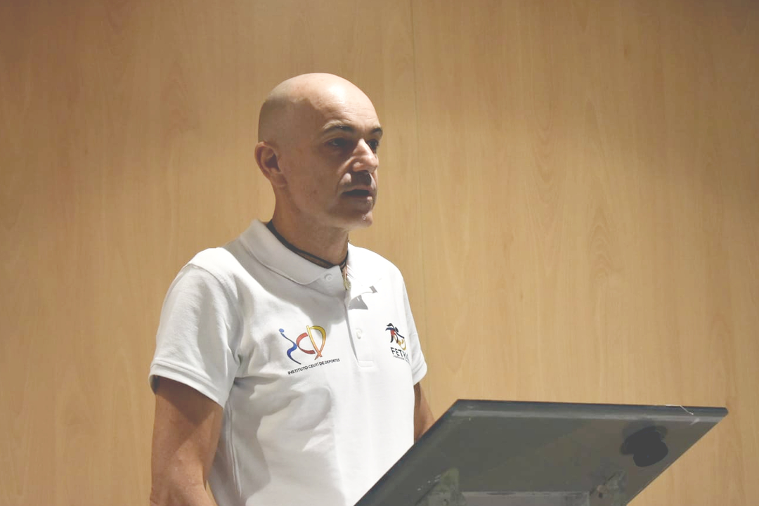 Gala de premios de la Federaci&oacute;n de Triatl&oacute;n de Ceuta (14)