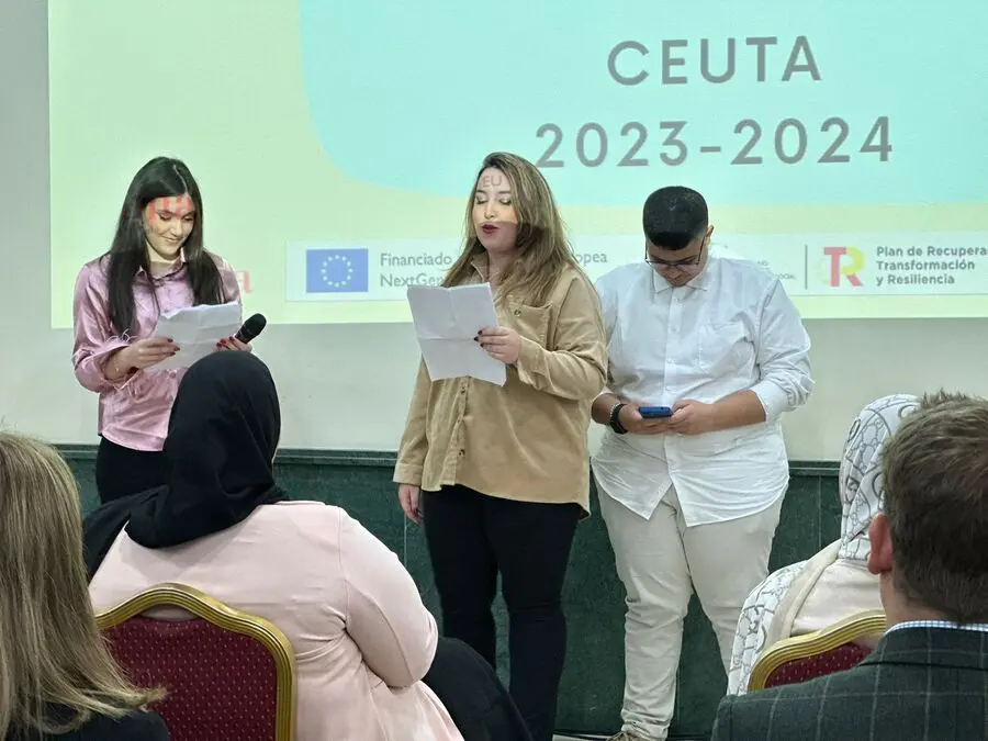 Entrega de diplomas de la I fase del Proyecto Tandem / Mohamed Ettouileb