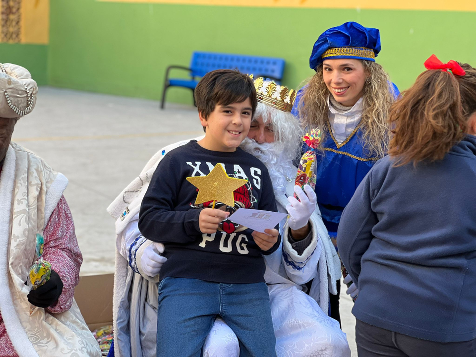 Los Reyes Magos llegan al Colegio La Inmaculada (6)