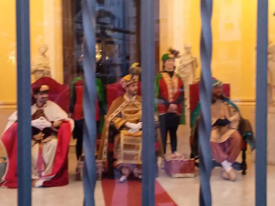 Recepci&oacute;n de los emisarios de Sus Majestades / C&eacute;sar Mart&iacute;n