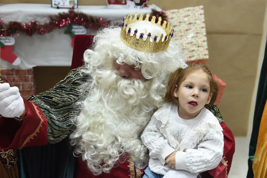 Visita de SSMM los Reyes Magos al Mixto
