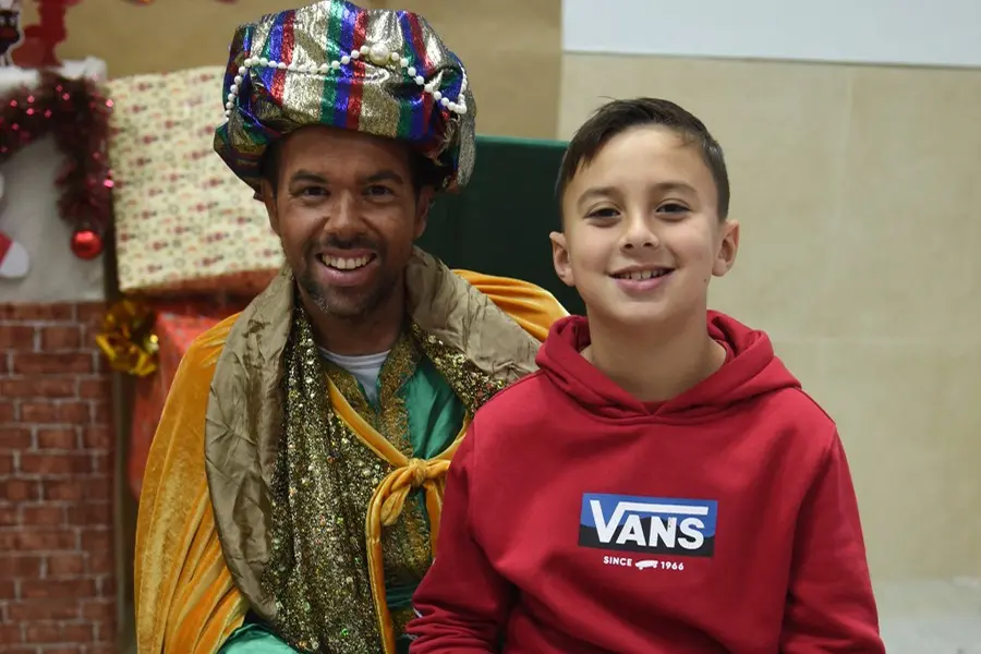 Visita de SSMM los Reyes Magos al Mixto