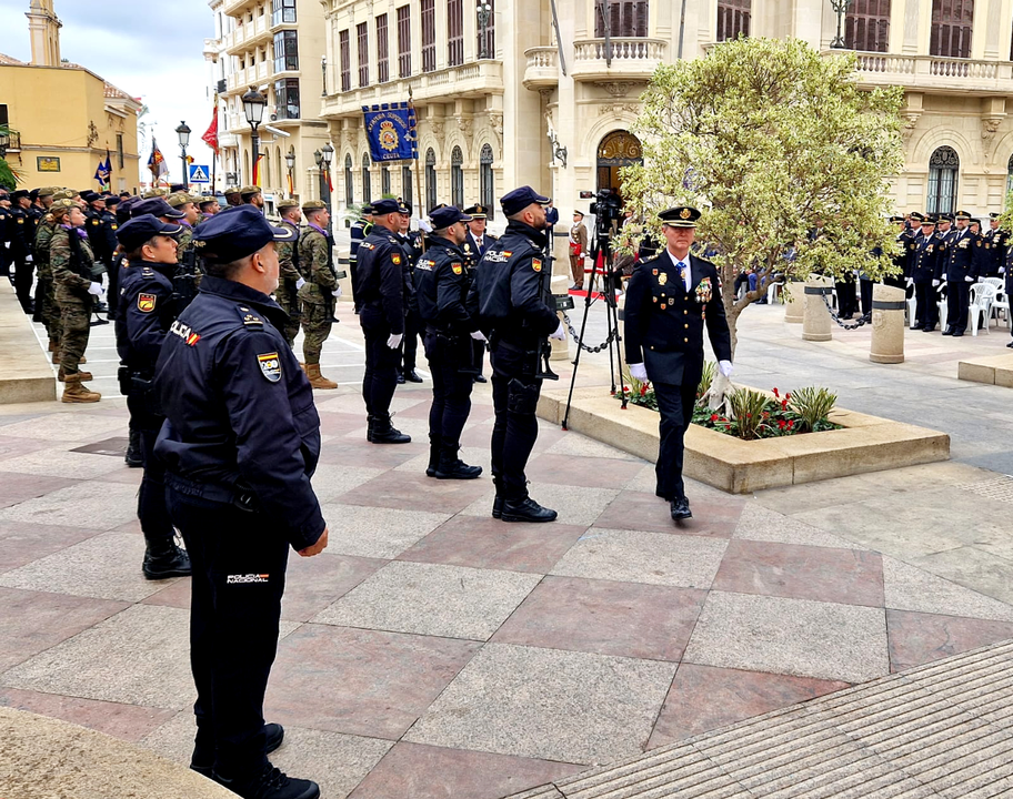 Izado de Bandera por el Bicentenario de la Polic&iacute;a Nacional  (16)