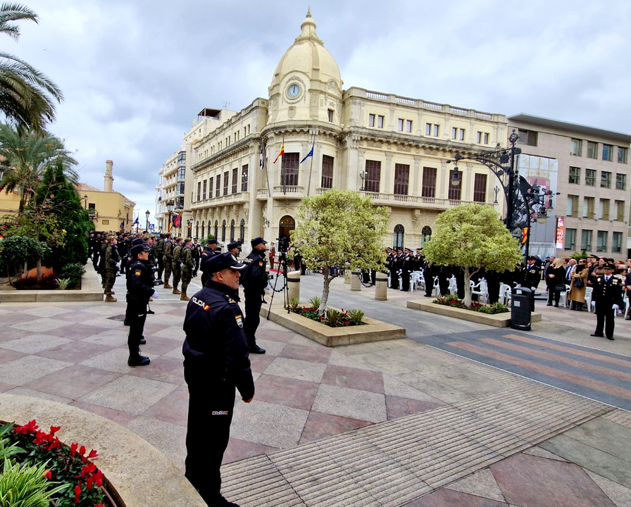 Izado de Bandera por el Bicentenario de la Polic&iacute;a Nacional  (15)