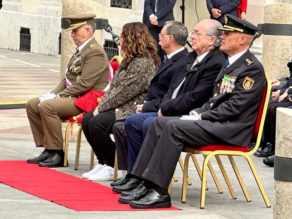 Izado de Bandera por el Bicentenario de la Polic&iacute;a Nacional  (28)