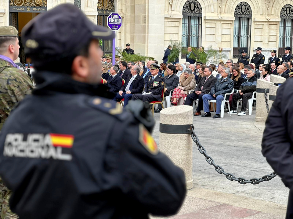 Izado de Bandera por el Bicentenario de la Polic&iacute;a Nacional  (37)