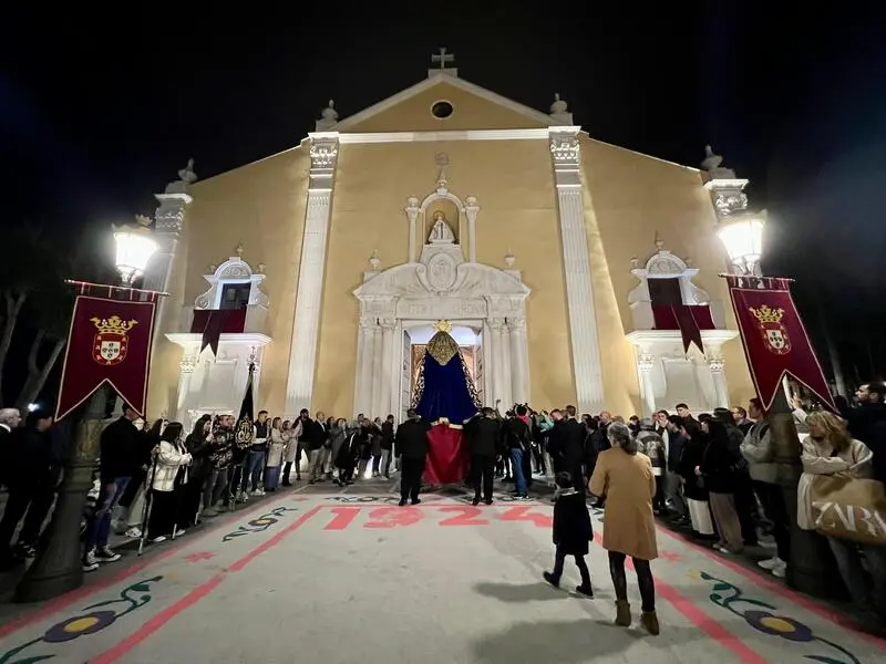 La Virgen de  La Palma entra en la Iglesia de Africa/ Dani Hern&aacute;ndez