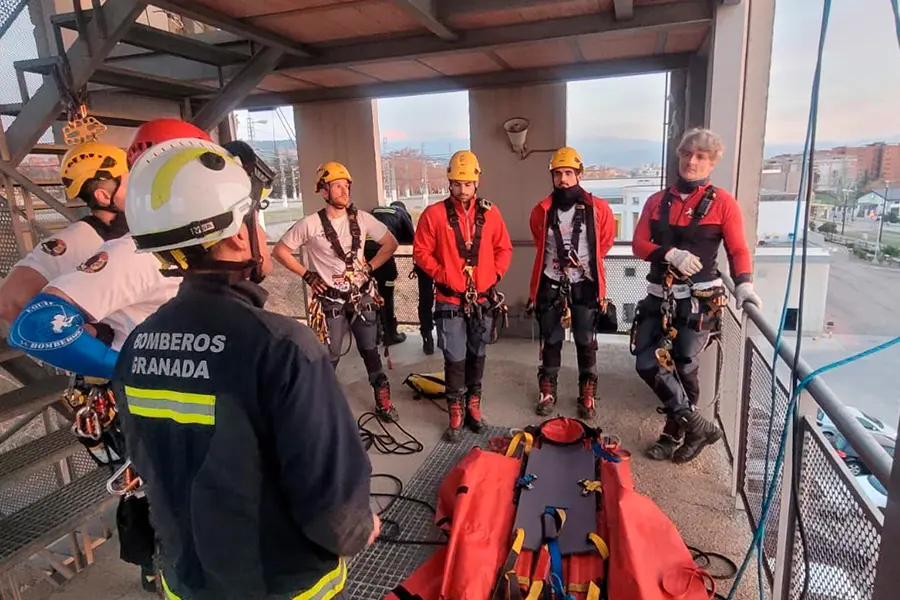 Jornadas de formaci&oacute;n de los bomberos en Granada