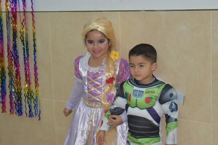 Carnaval de 'Parques de Ceuta / Rafa B&aacute;ez