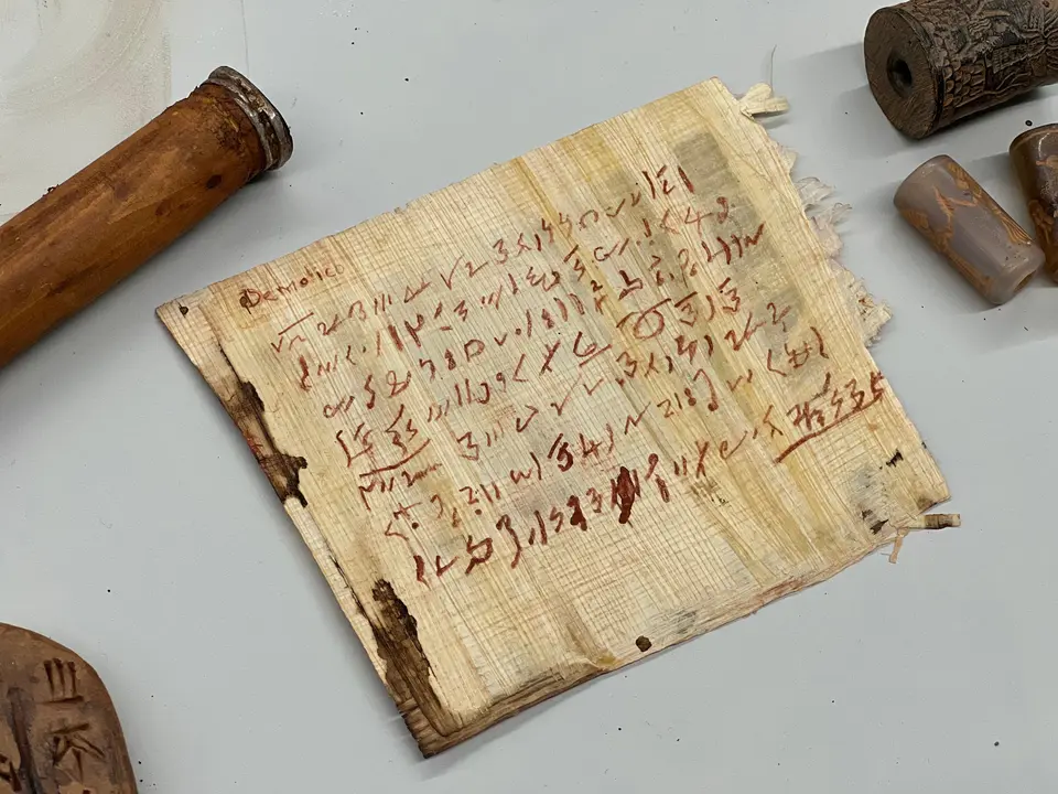 'Del barro a la tinta, las culturas mediterr&aacute;neas a trav&eacute;s de la escritura'