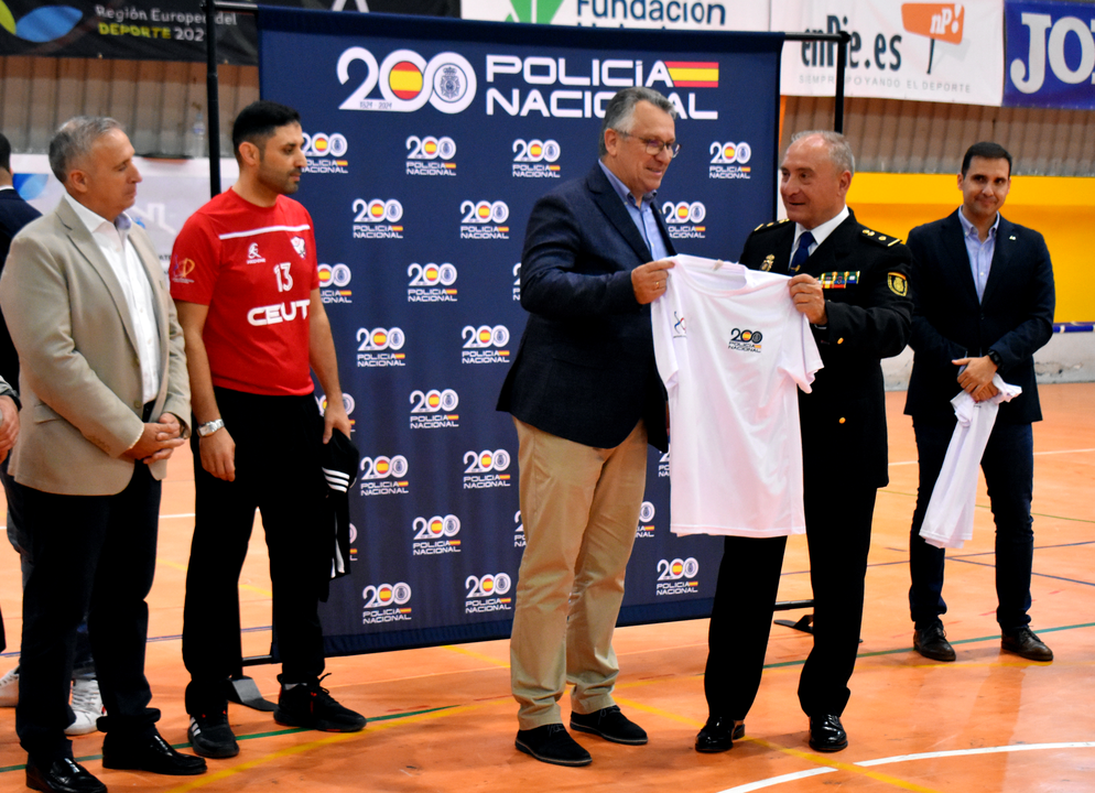Club Balonmano Ram&oacute;n y Cajal - BM C&uacute;llar Vega de Granada  (1)