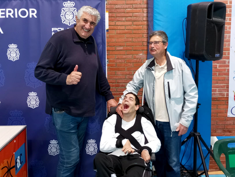 Fernando Romay participa en el Torneo por el Bicentenario de la Polic&iacute;a Nacional (1)