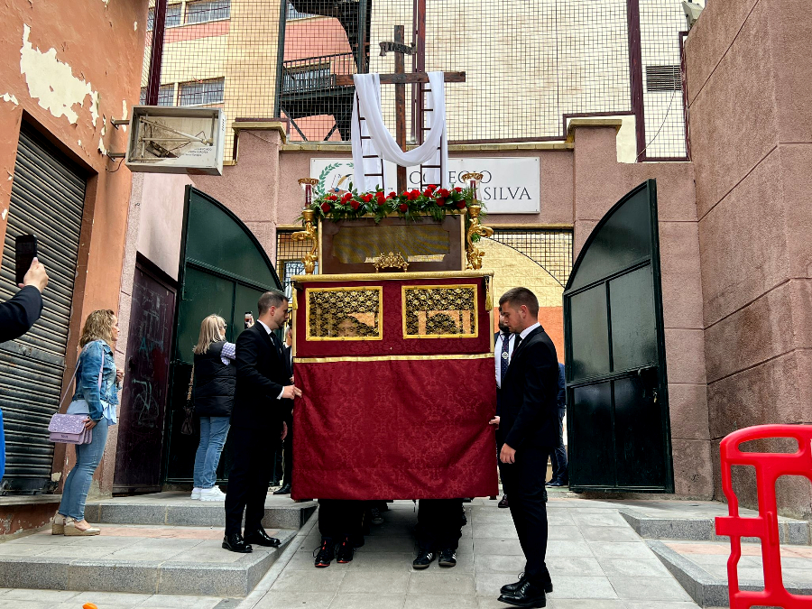 Cruz de Mayo del Colegio Beatriz de Silva(13)