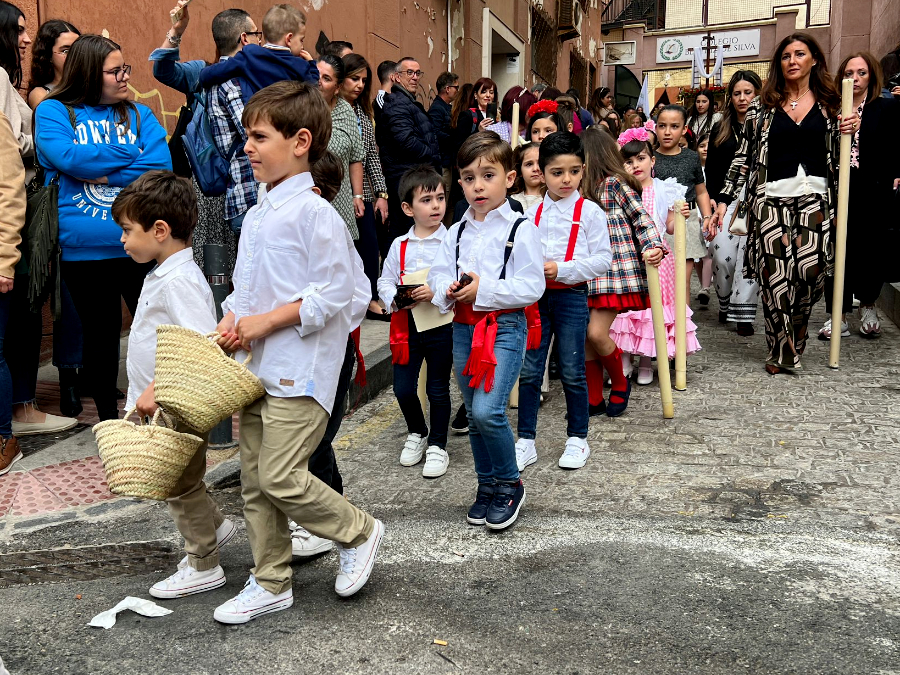Cruz de Mayo del Colegio Beatriz de Silva(10)