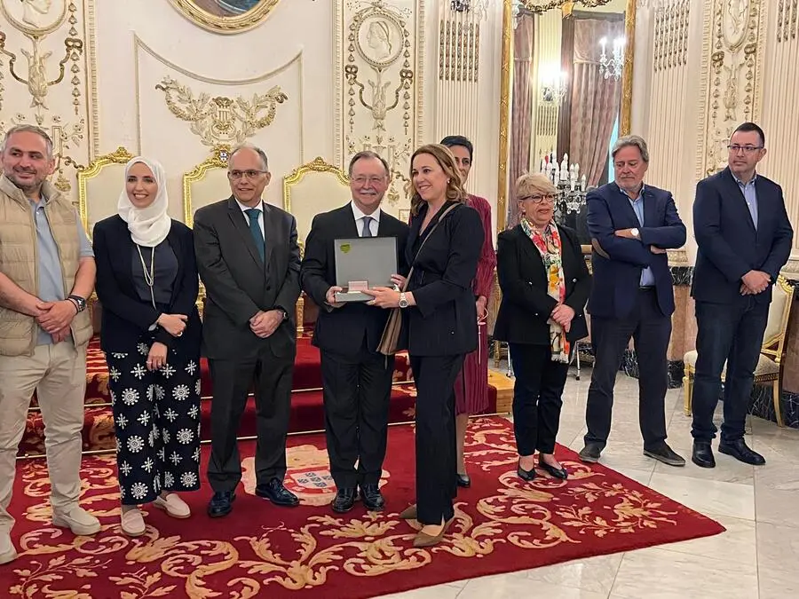 Reconocimiento a funcionarios por sus a&ntilde;os de servicio / Daniel Hern&aacute;ndez