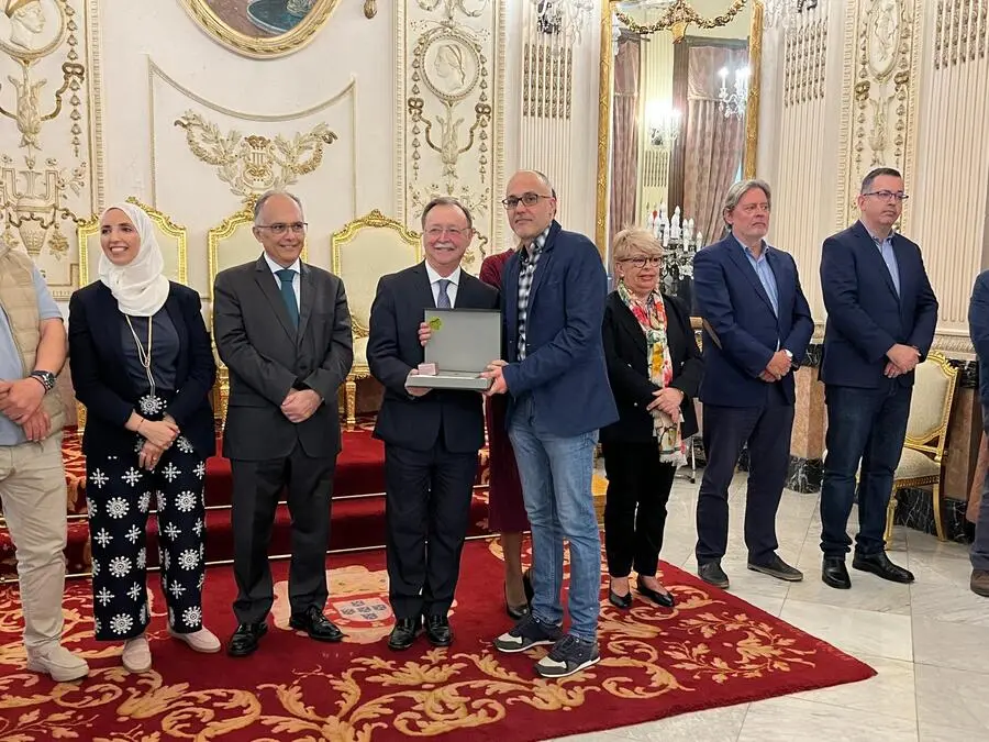 Reconocimiento a funcionarios por sus a&ntilde;os de servicio / Daniel Hern&aacute;ndez