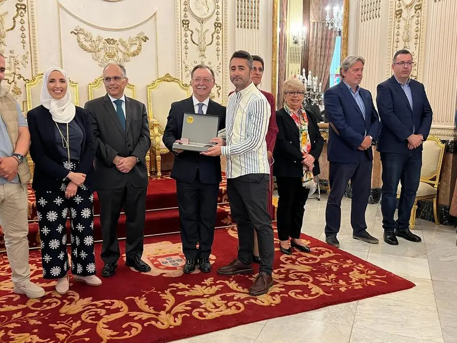 Reconocimiento a funcionarios por sus a&ntilde;os de servicio / Daniel Hern&aacute;ndez