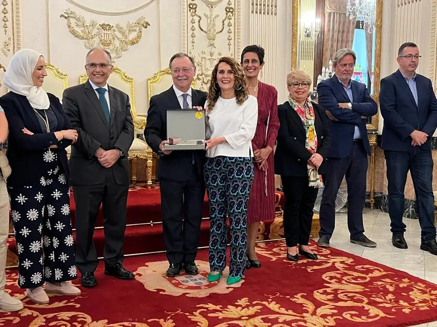 Reconocimiento a funcionarios por sus a&ntilde;os de servicio / Daniel Hern&aacute;ndez