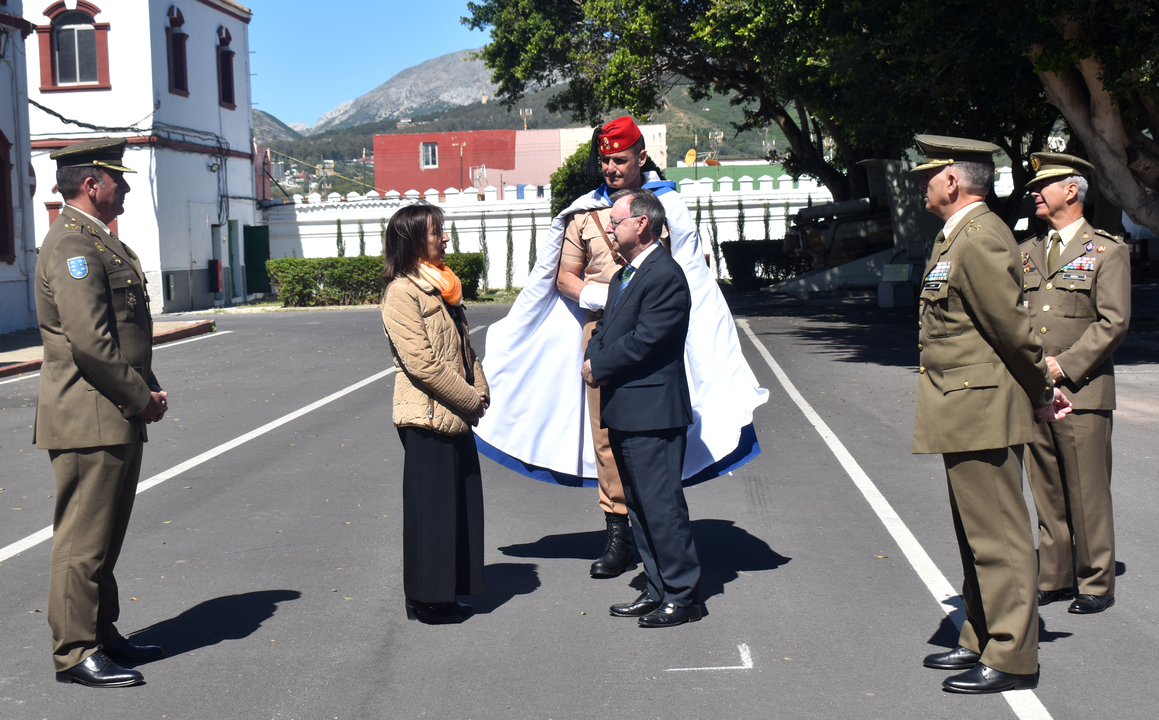La ministra Robles preside el homenaje de Regulares al cabo Palacios (21)