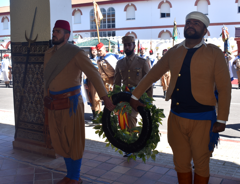 La ministra Robles preside el homenaje de Regulares al cabo Palacios (12)