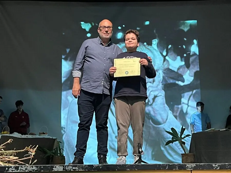 Premios III Ed, Concurso 'En pocas palabras' / Daniel Hern&aacute;ndez