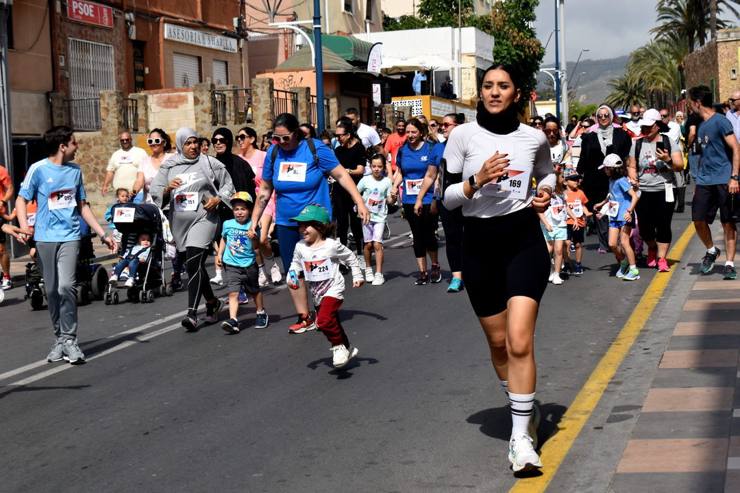 Carrera Solidaria en la barriada de Had&uacute;  (22)