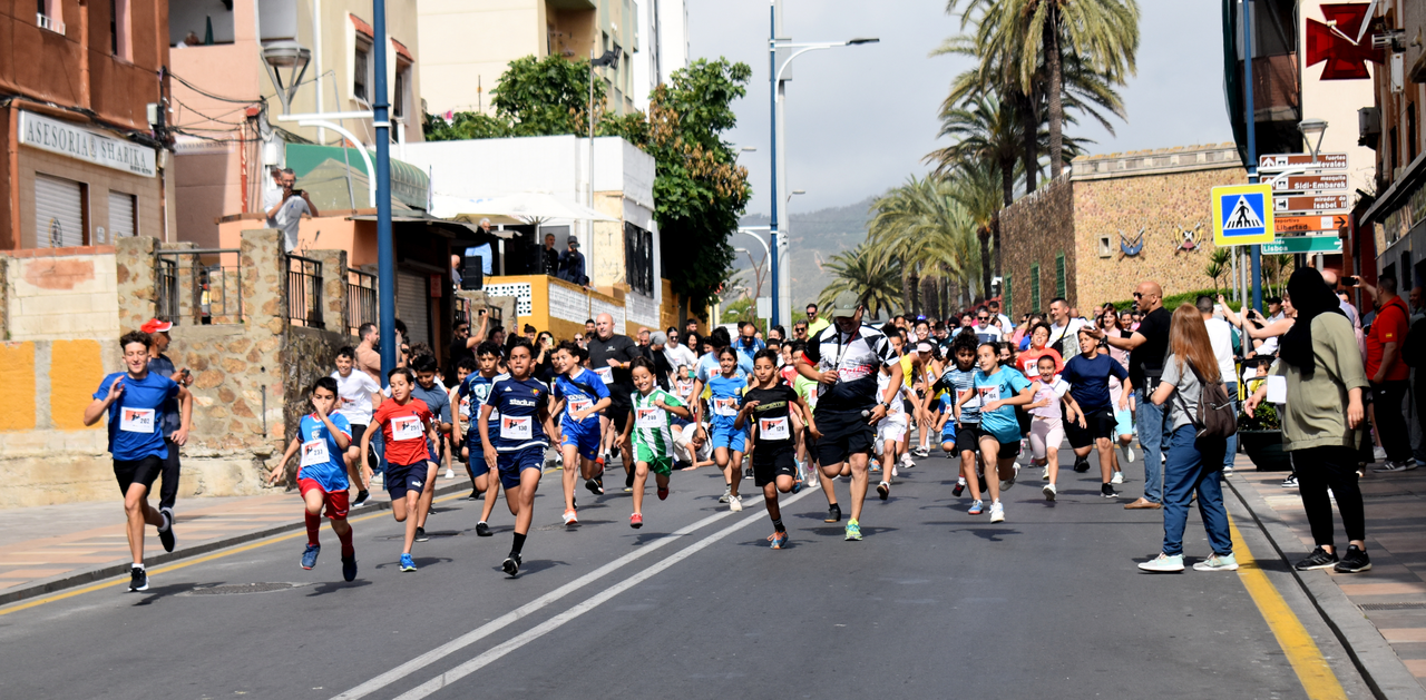 Carrera Solidaria en la barriada de Had&uacute;  (17)