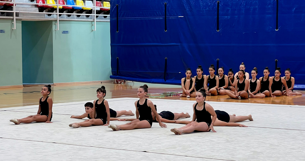 Exhibici&oacute;n para cerrar la temporada al la Gimnasia R&iacute;tmica de Ceuta  (14)