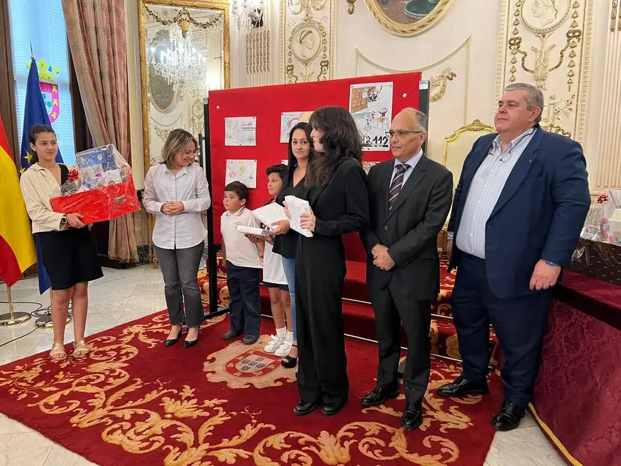 Entrega de premios del Concurso de dibujo del 112 / Daniel Hern&aacute;ndez