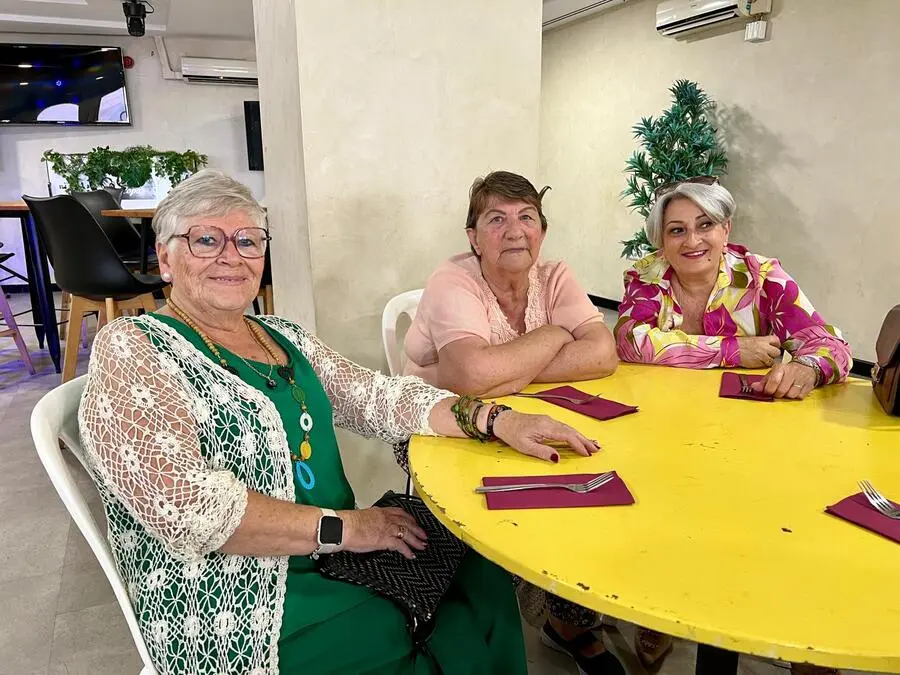 Cena de mayores por la fiesta del Sacrificio / Daniel Hern&aacute;ndez