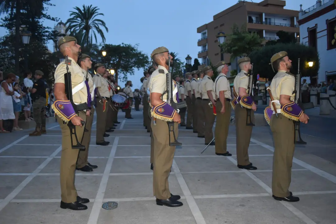 Arriado de bandera / Rafa B&aacute;ez