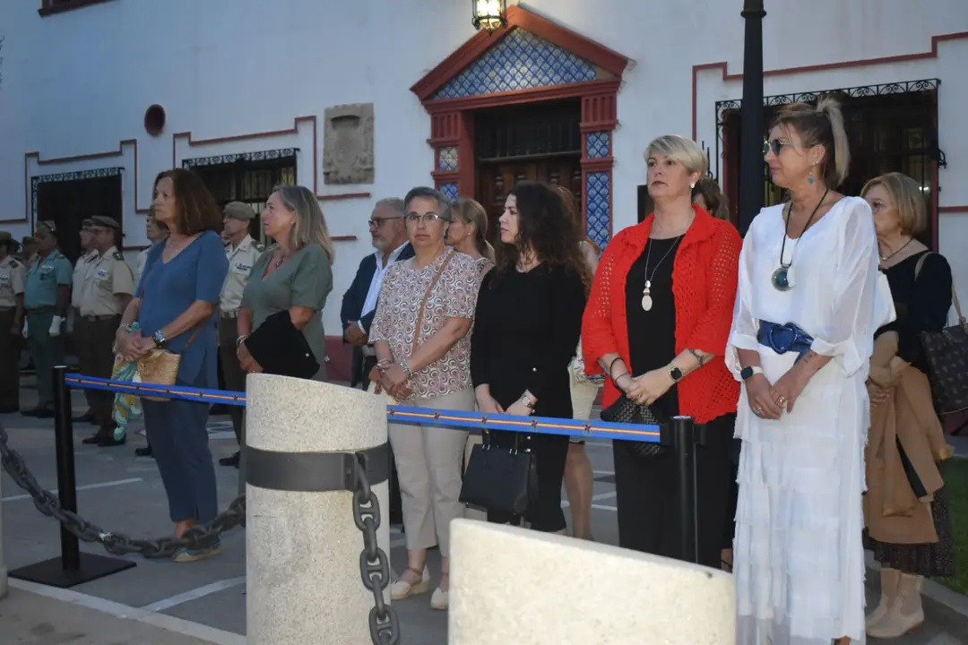 Arriado de bandera / Rafa B&aacute;ez