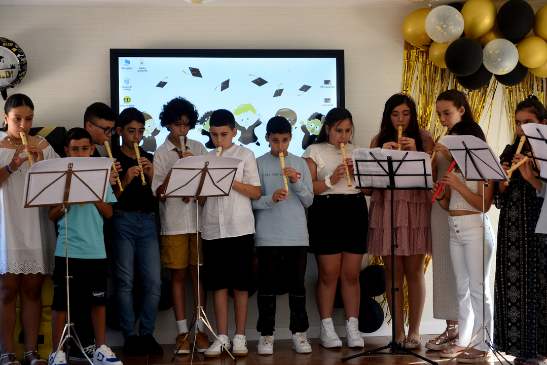 Graduaci&oacute;n de sexto de Primaria del Rosal&iacute;a de Castro  (24)