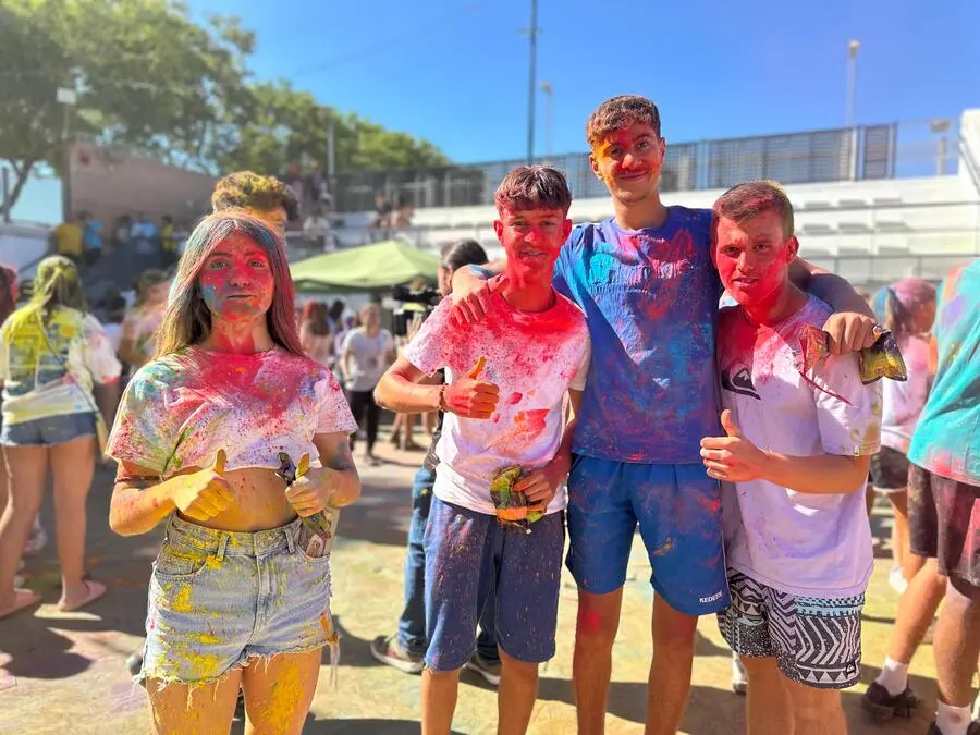 Holi / Mohamed Ettouilleb