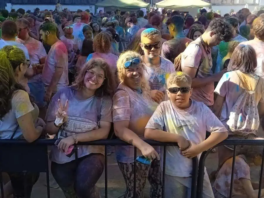 Holi / C&eacute;sar Mart&iacute;n
