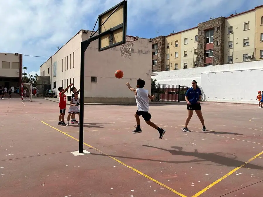 XIII Basket Summer Camp / Daniel Hern&aacute;ndez