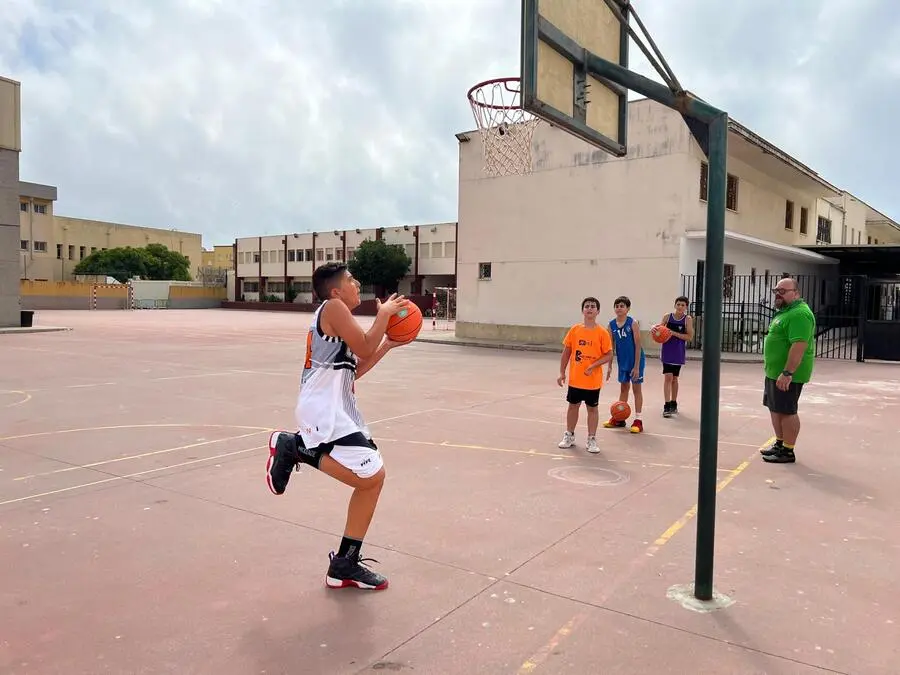 XIII Basket Summer Camp / Daniel Hern&aacute;ndez