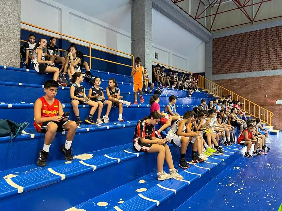 XIII Basket Summer Camp / Daniel Hern&aacute;ndez