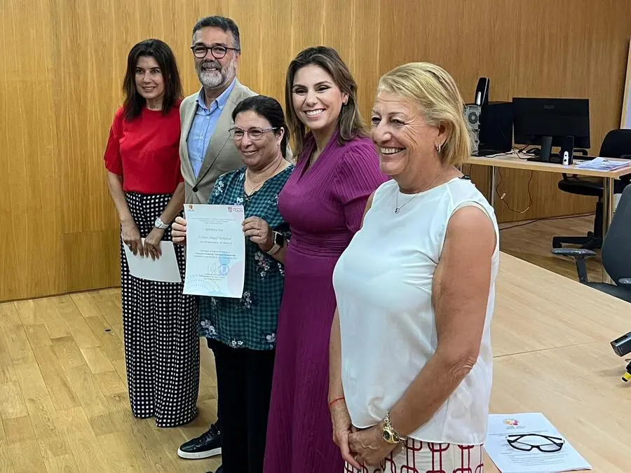 Entrega de diplomas en la Escuela de la Construcci&oacute;n / Daniel Hern&aacute;ndez